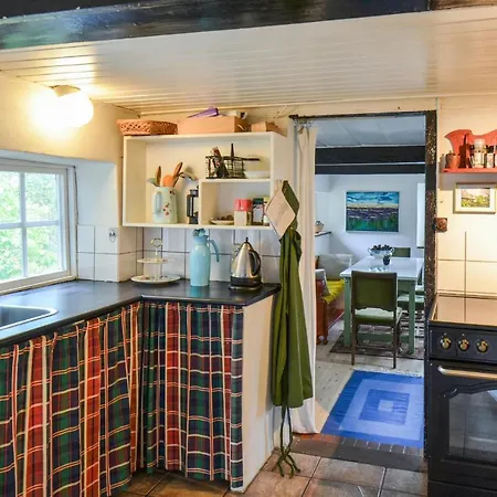 بيت للعطل 3 Bedroom Cozy In