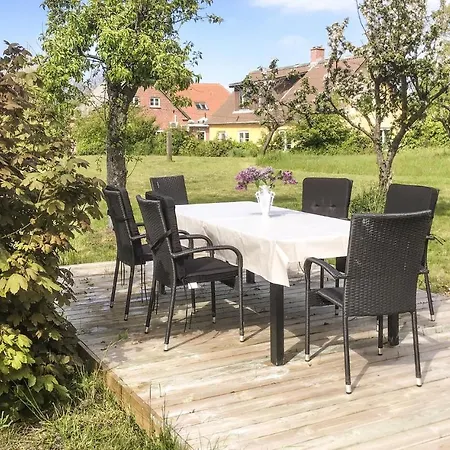 3 Bedroom Cozy In بيت للعطل Anholt